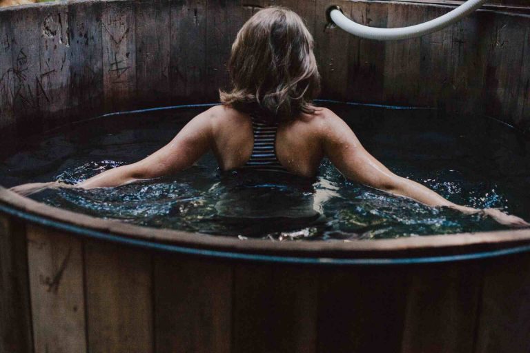 5 Hot Tub Brands To Avoid In 2023 { Never Choose These }